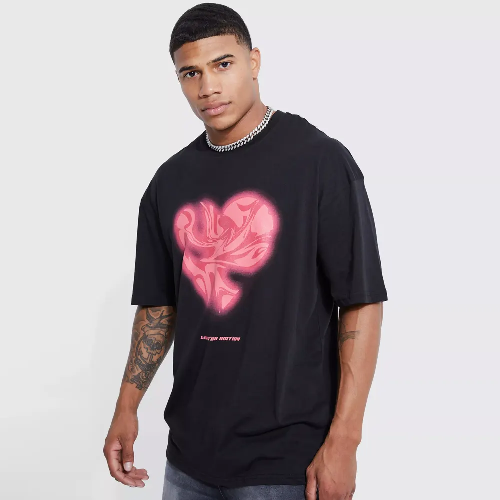 Oversized Marble Heart Graphic T-shirt