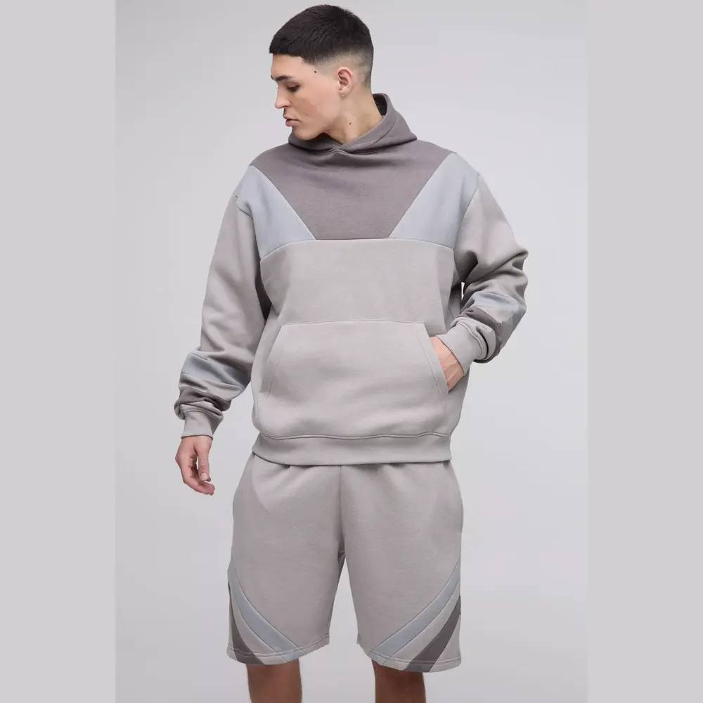 Oversized Interlock T-shirt And Jogger Tracksuit